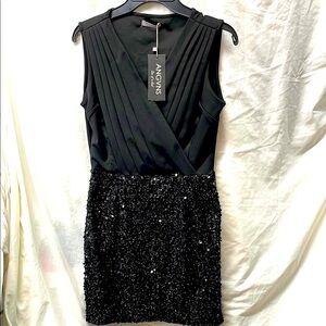 NEW!!! Angvns sequined bottom sleeveless dress ladies sz M